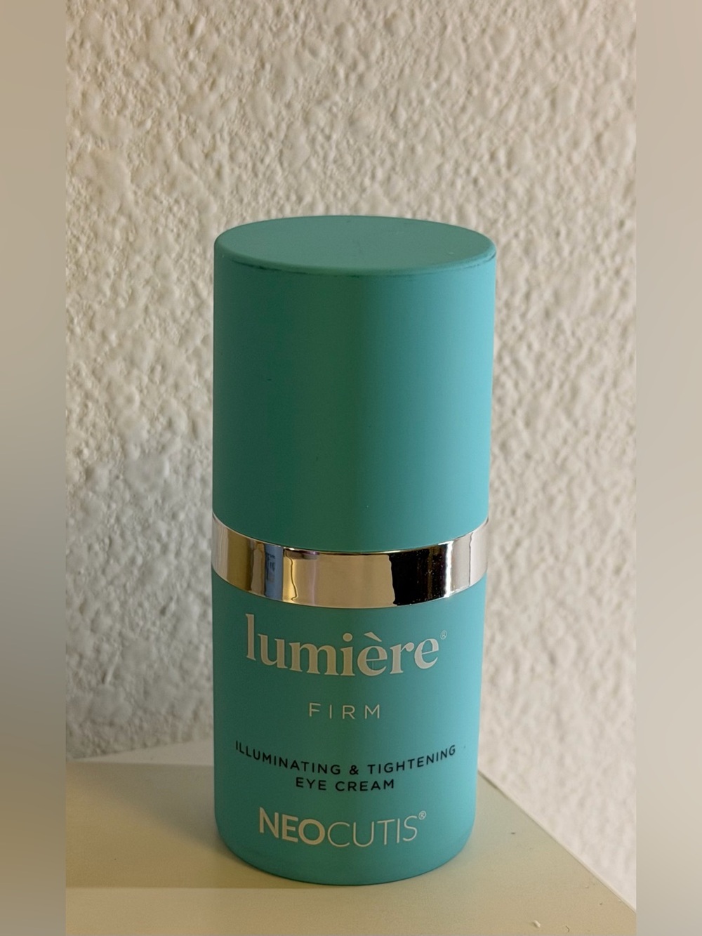 Neocutis Lumière Firm Illuminating & Tightening Eye Cream